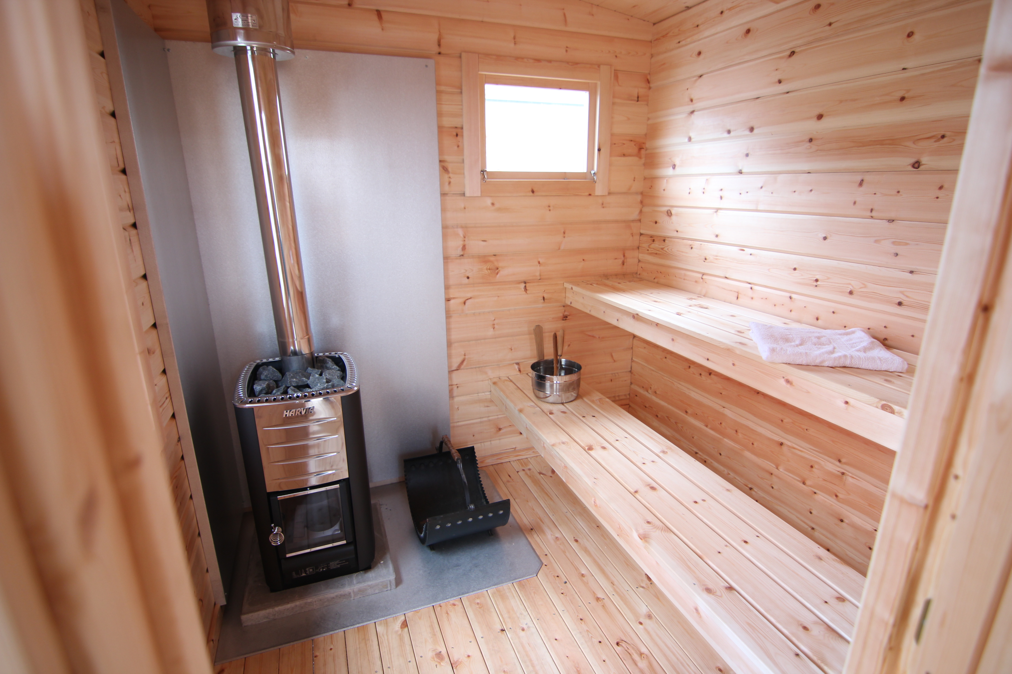 Bastustuga 8 kvm i funkisstil interiör